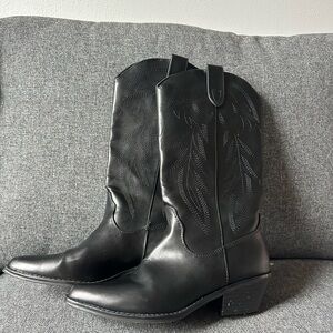 Redford Black Leather Cowboy Boots